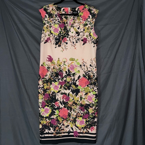 ECI Dresses & Skirts - Pink floral V-neck dress